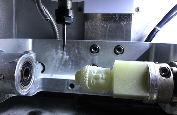 幾個影響數控玉雕機精度因素