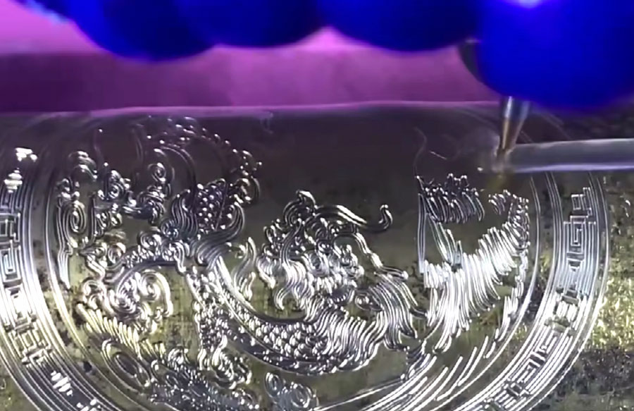 影響玉石精雕機的設置