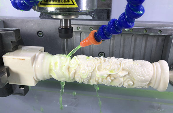 哪臺玉石雕刻機更適合雕刻玉石的工具？